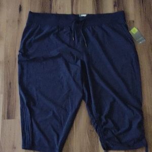 Tek gear plus size Capri workout pants